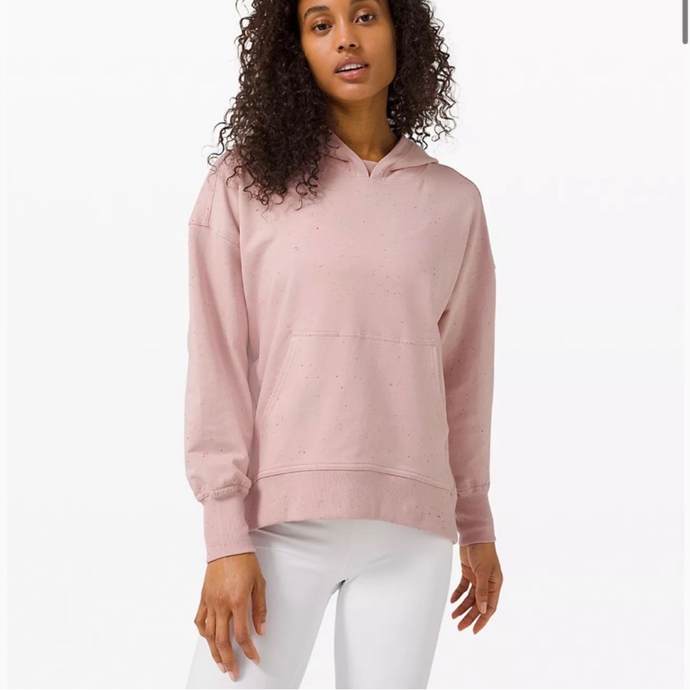 Lululemon LA Back in Action Hoodie
Mink Berry
